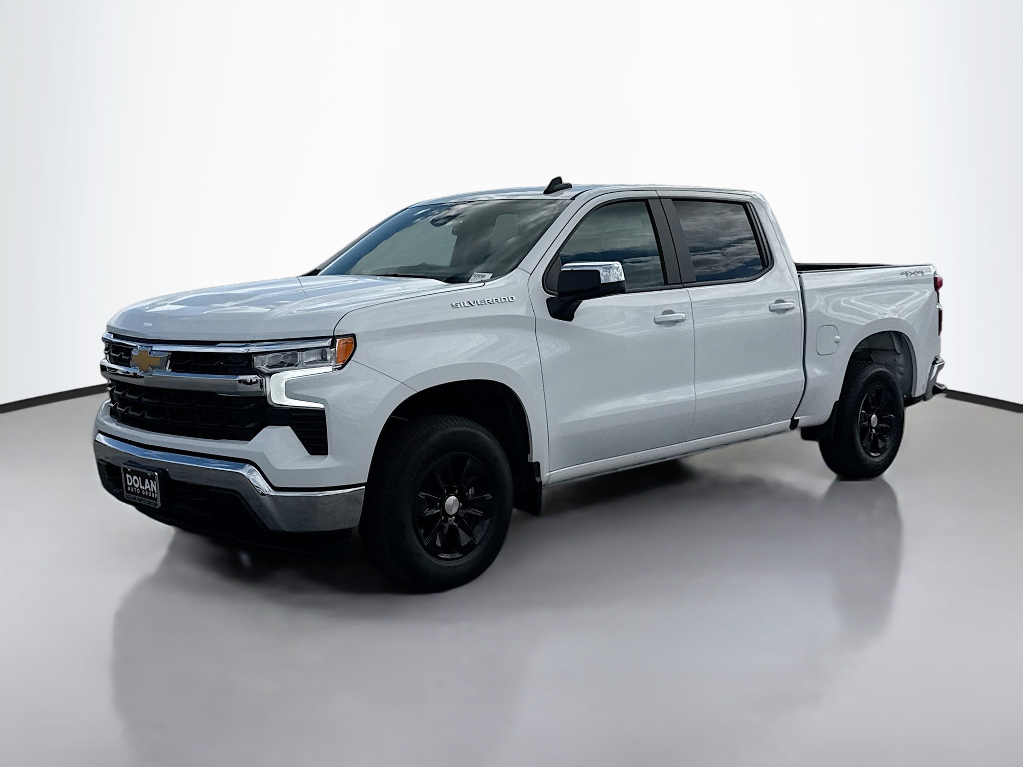 2025 Chevrolet Silverado 1500 LT photo 4