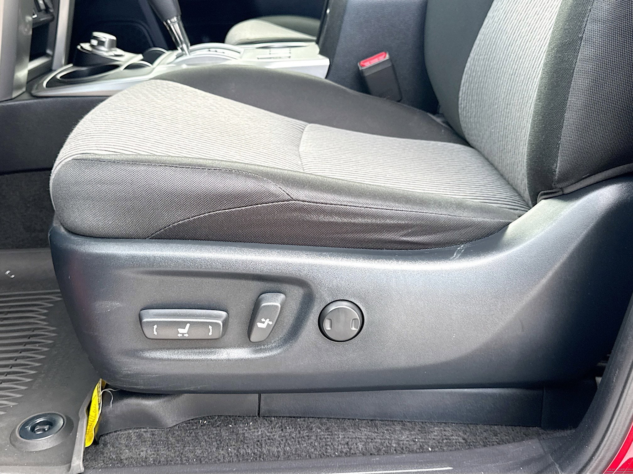 2020 Toyota 4Runner SR5 - Photo 34