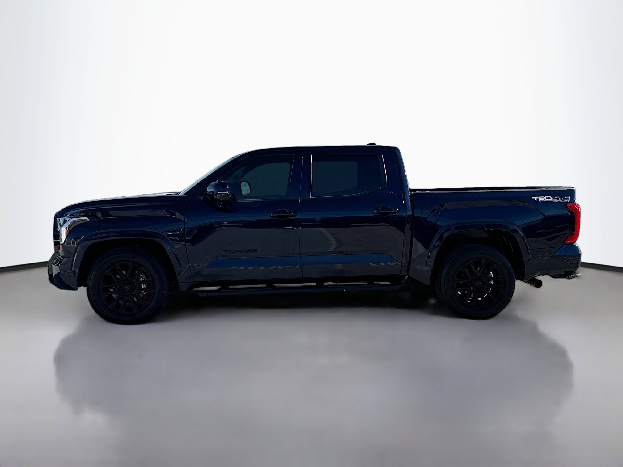 2024 Toyota Tundra SR5 photo 3