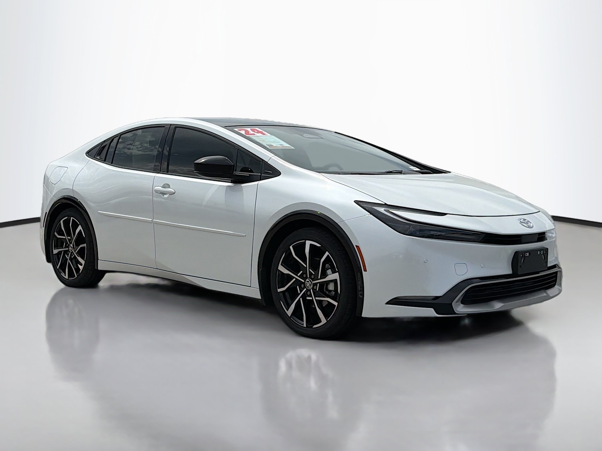 2024 Toyota Prius Prime XSE's photo