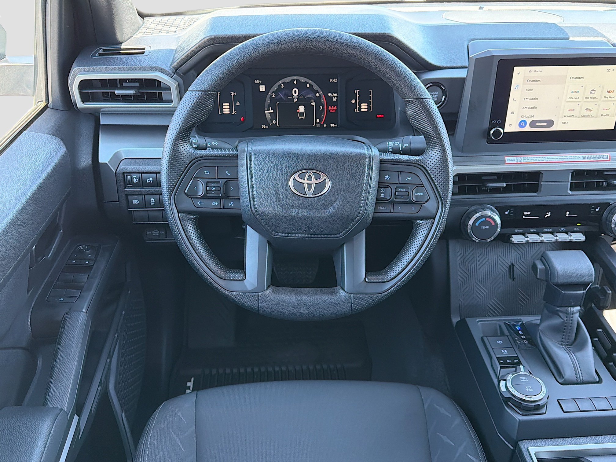 2026 Toyota Tacoma SR5 - Photo 10