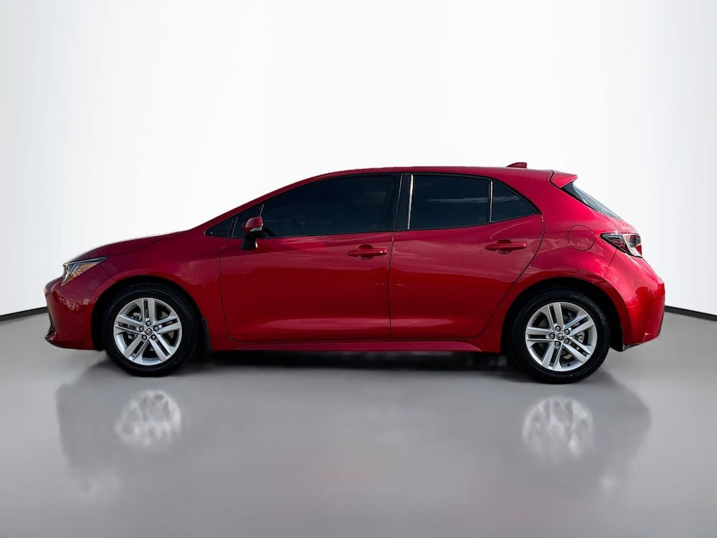 Used 2022 Toyota Corolla Hatchback SE Hatchback