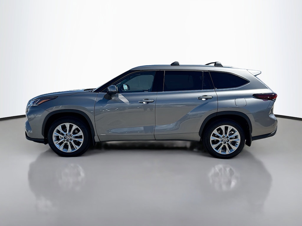 Certified 2026 Toyota Highlander Hybrid Limited SUV