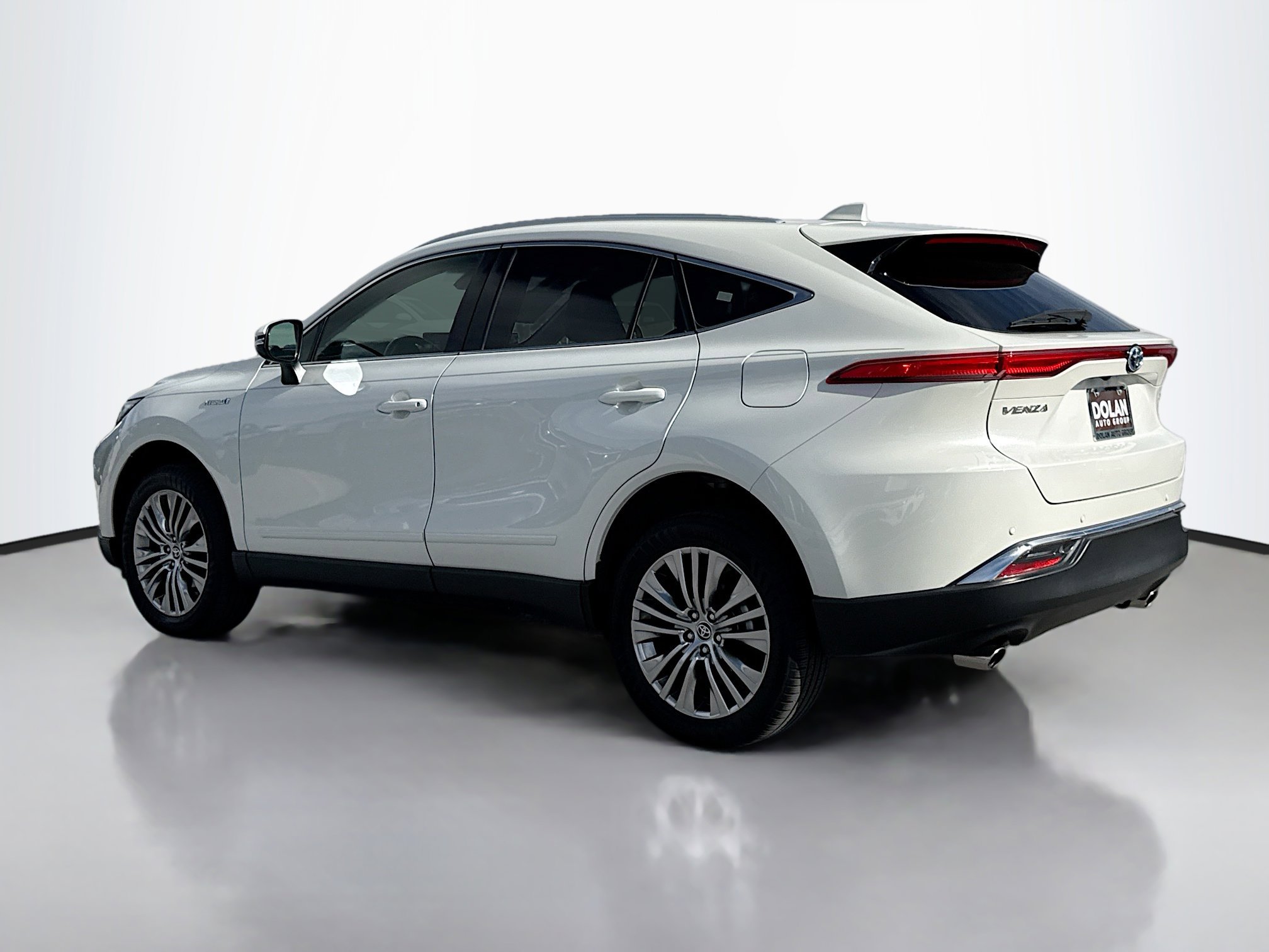 2021 Toyota Venza XLE photo 4