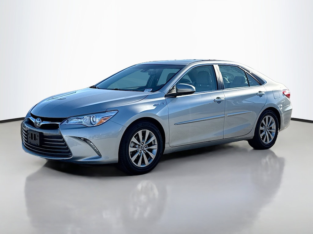 Certified 2016 Toyota Camry Hybrid XLE Sedan