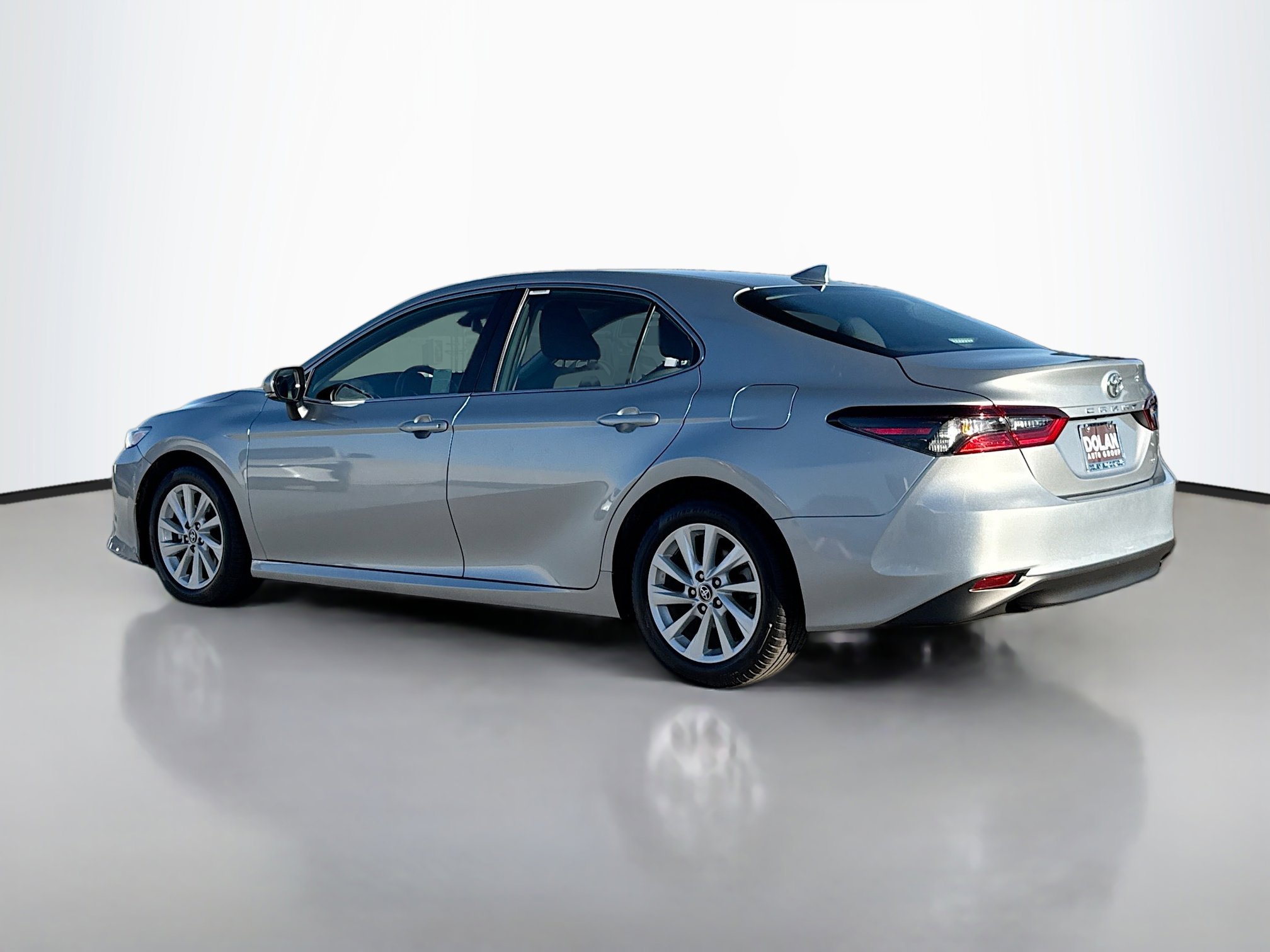 2024 Toyota Camry LE photo 4