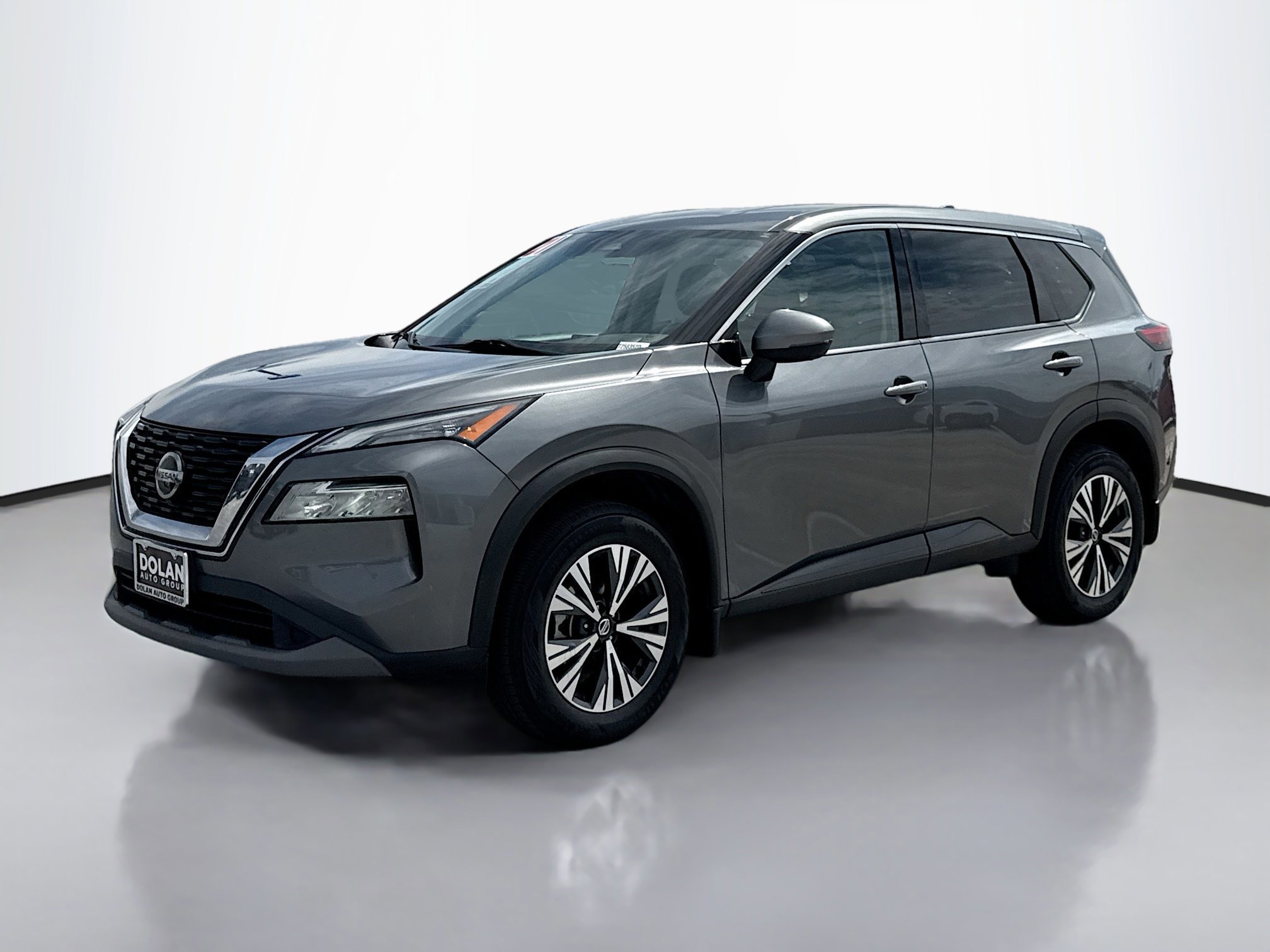 2021 Nissan Rogue SV photo 3