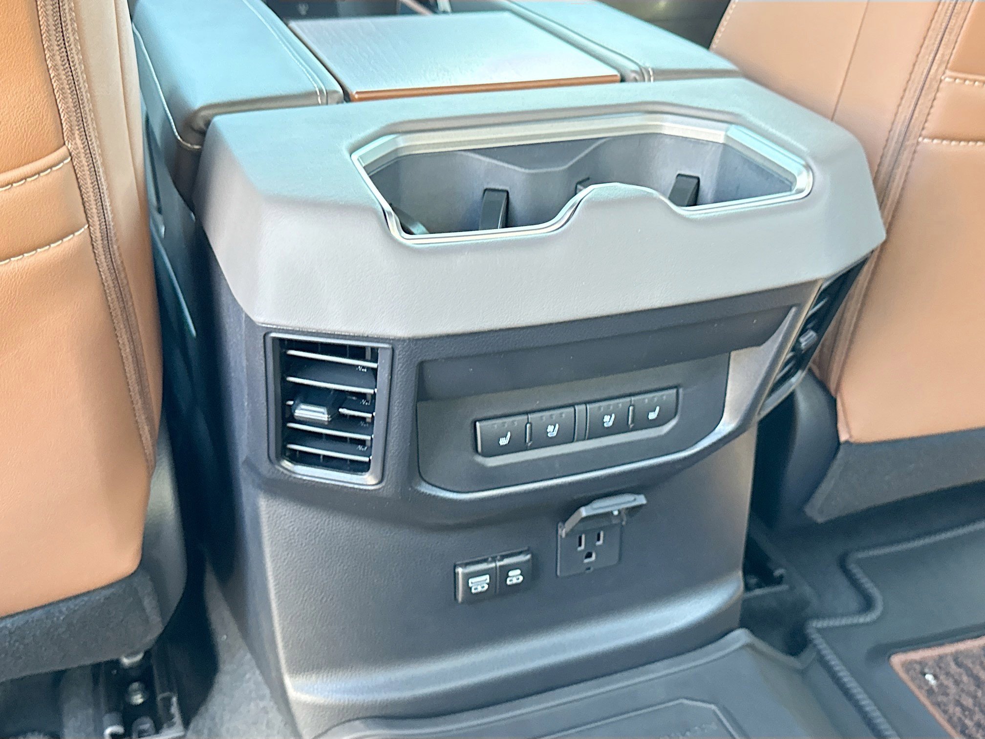2026 Toyota Tundra 1794 Edition - Photo 27