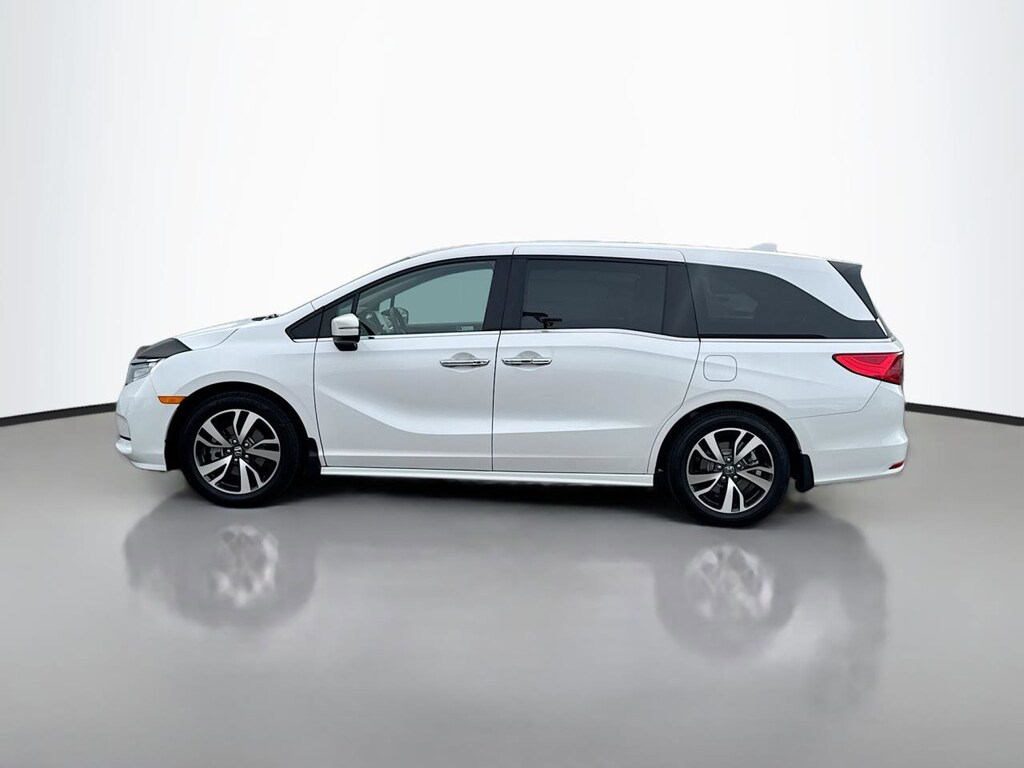Used 2024 Honda Odyssey Touring Van