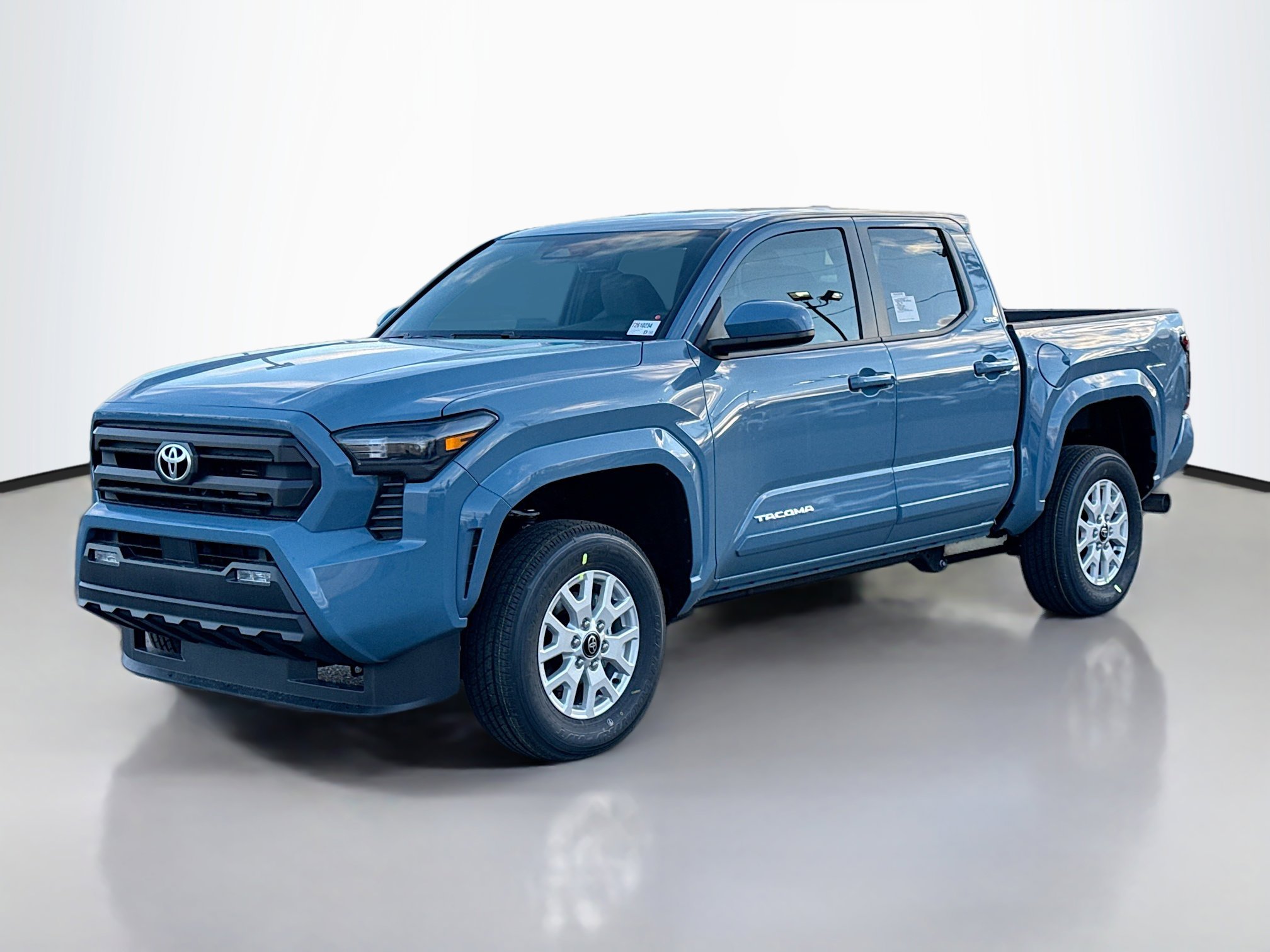 2026 Toyota Tacoma SR5 photo 2