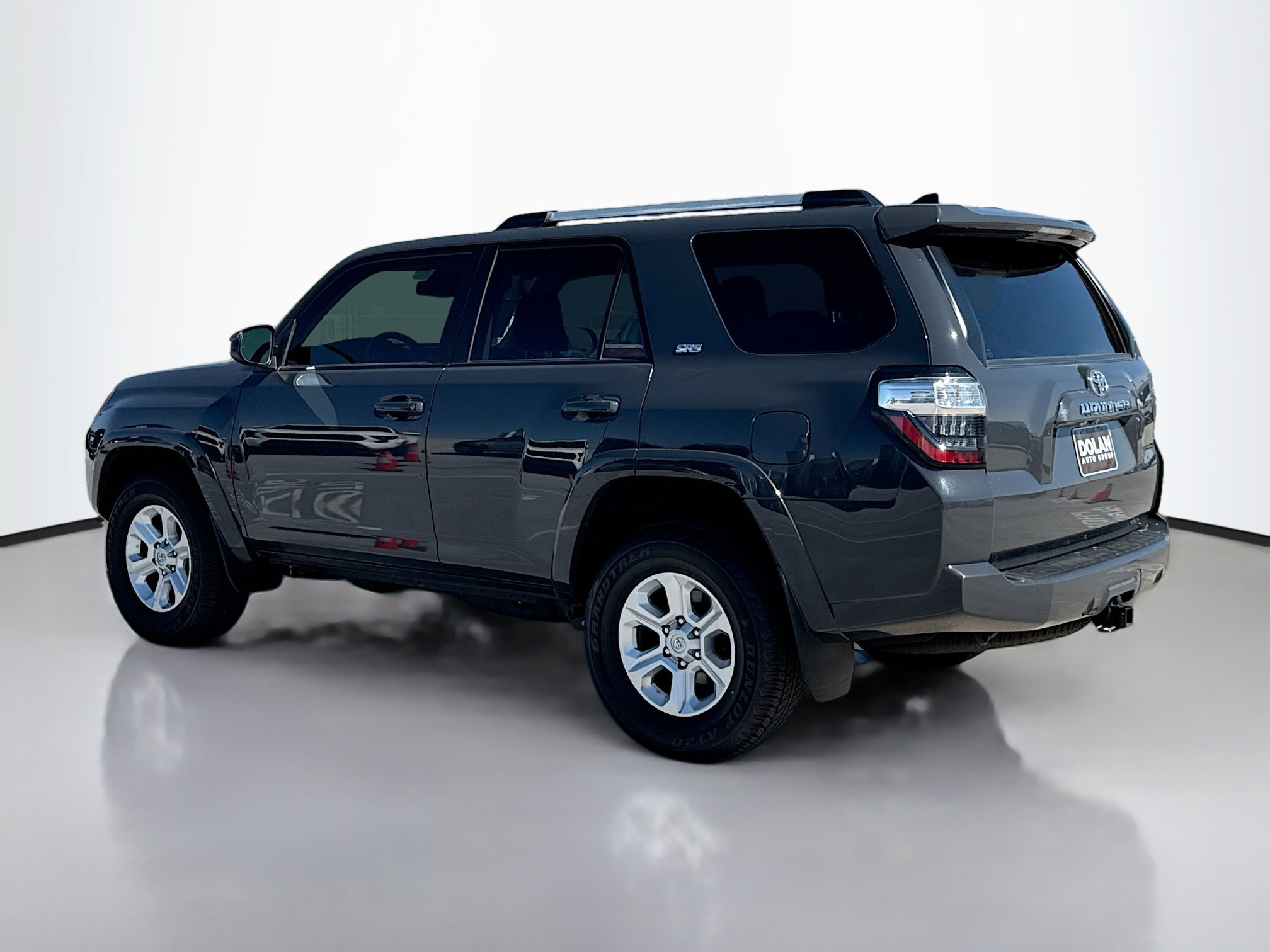 2024 Toyota 4Runner SR5 photo 4