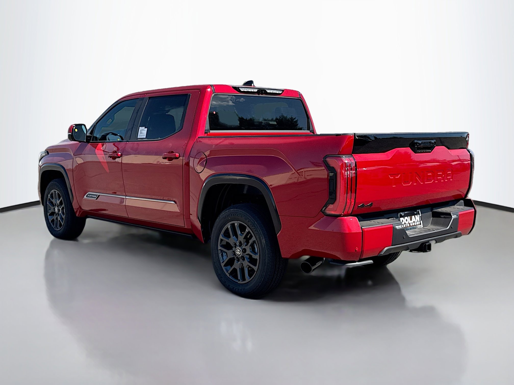 2025 Toyota Tundra Platinum photo 3