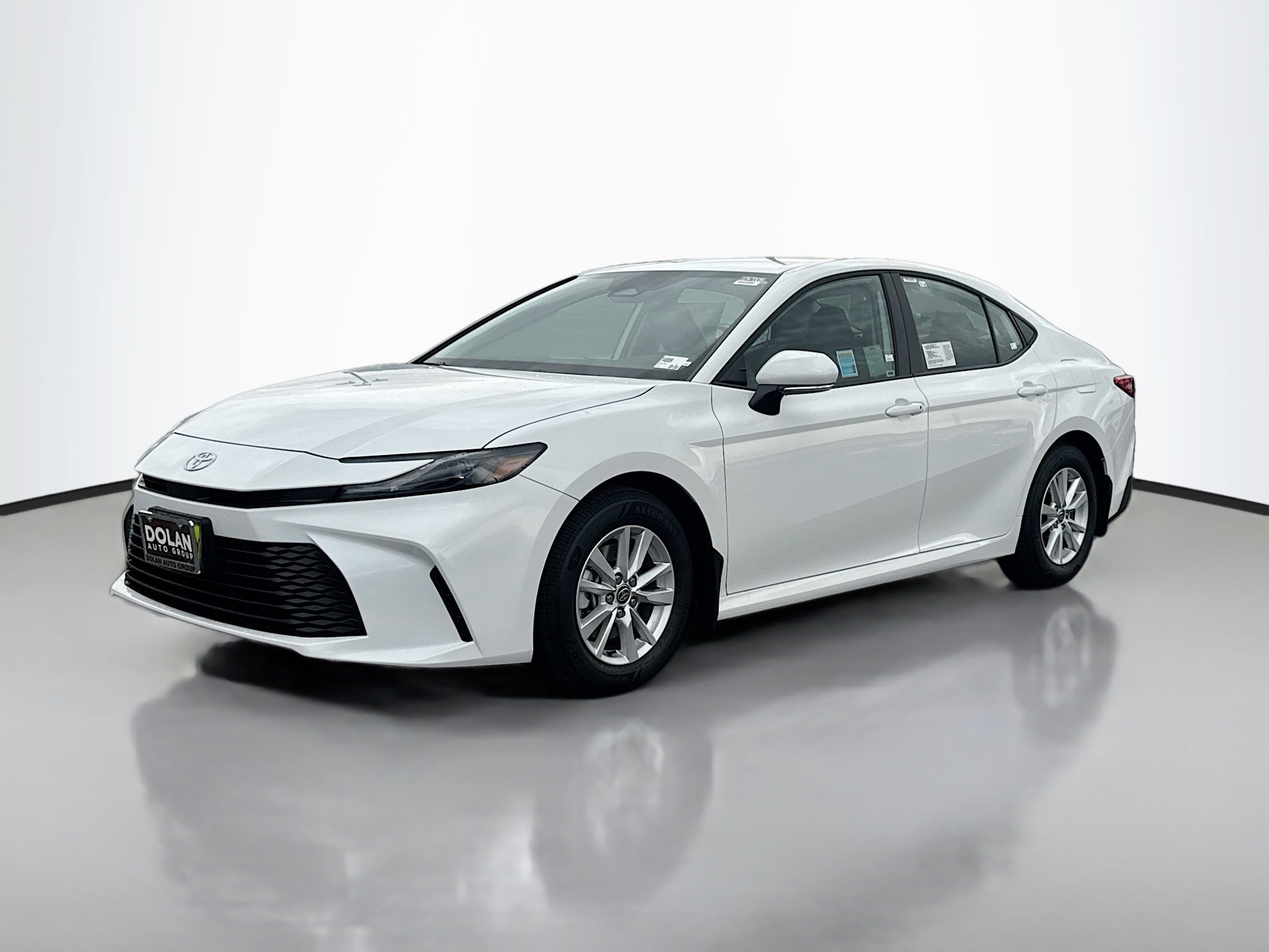 2026 Toyota Camry LE photo 2