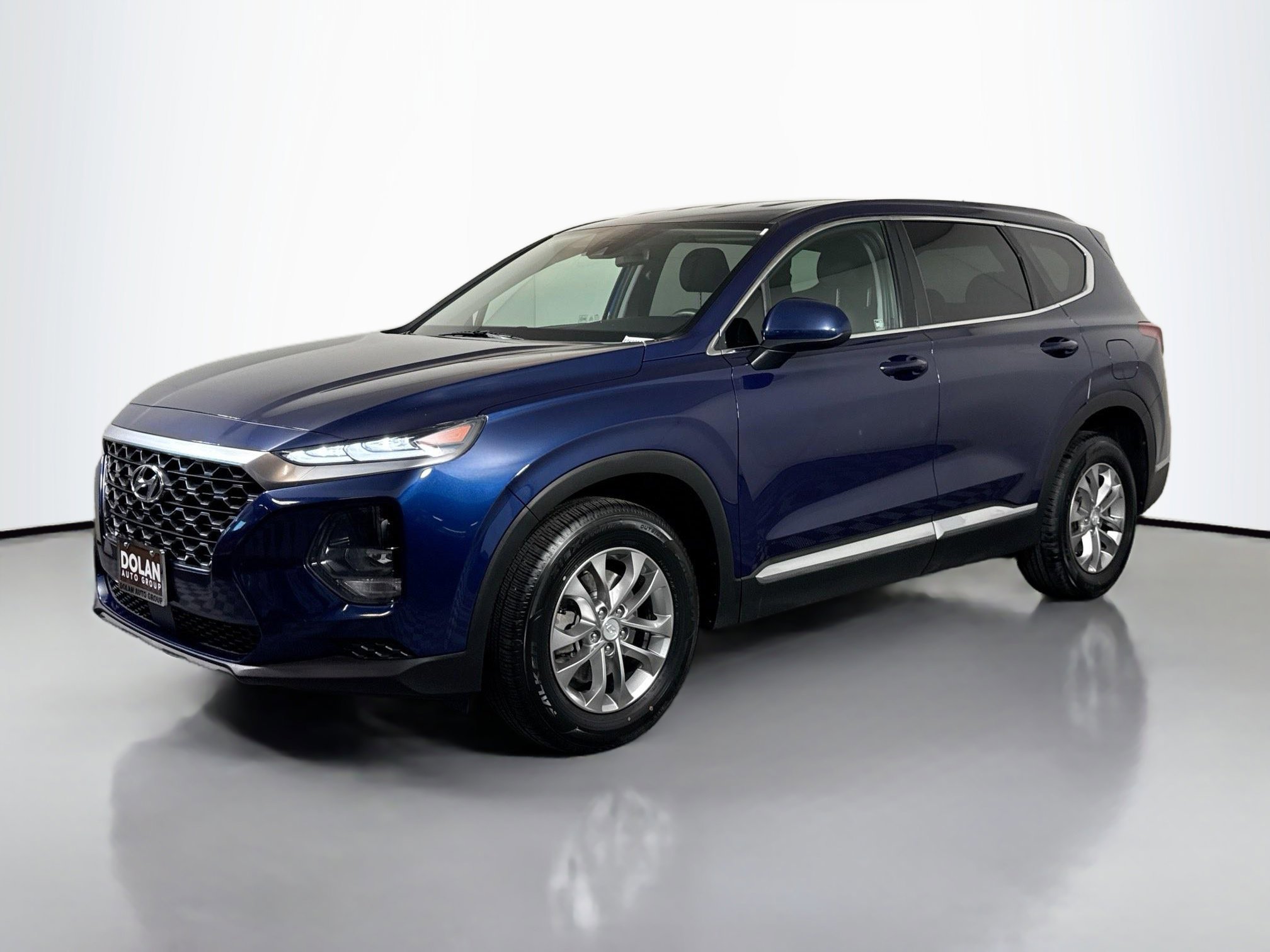 2020 Hyundai Santa Fe SE photo 4
