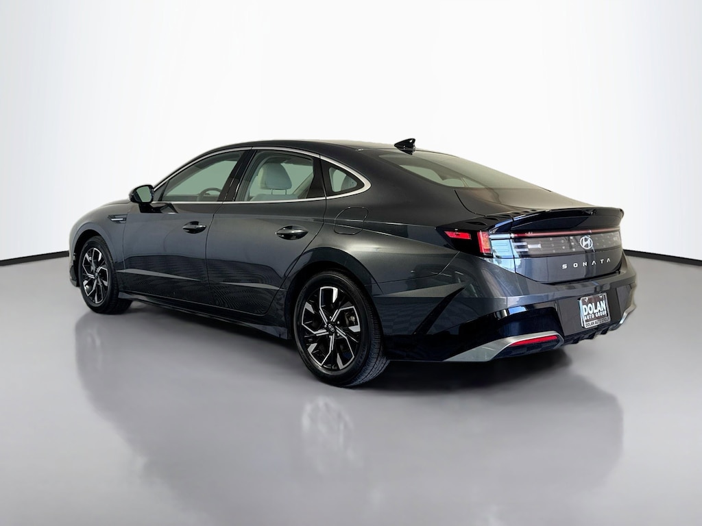 Used 2024 Hyundai Sonata SEL Sedan
