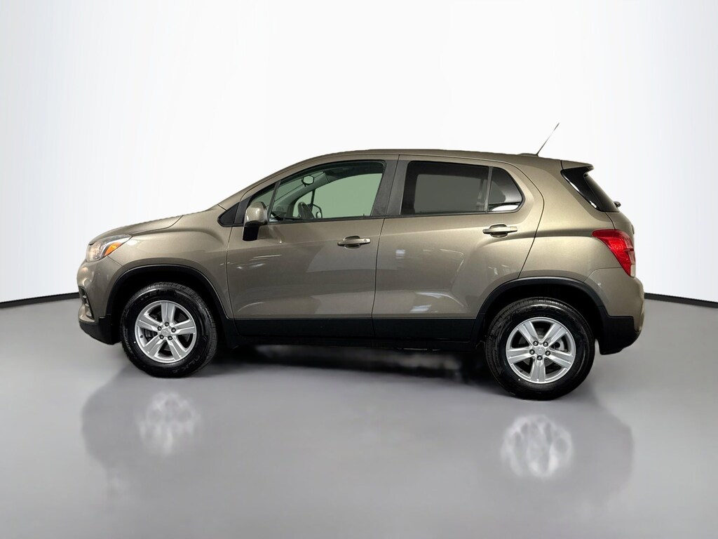 Used 2022 Chevrolet Trax LS SUV