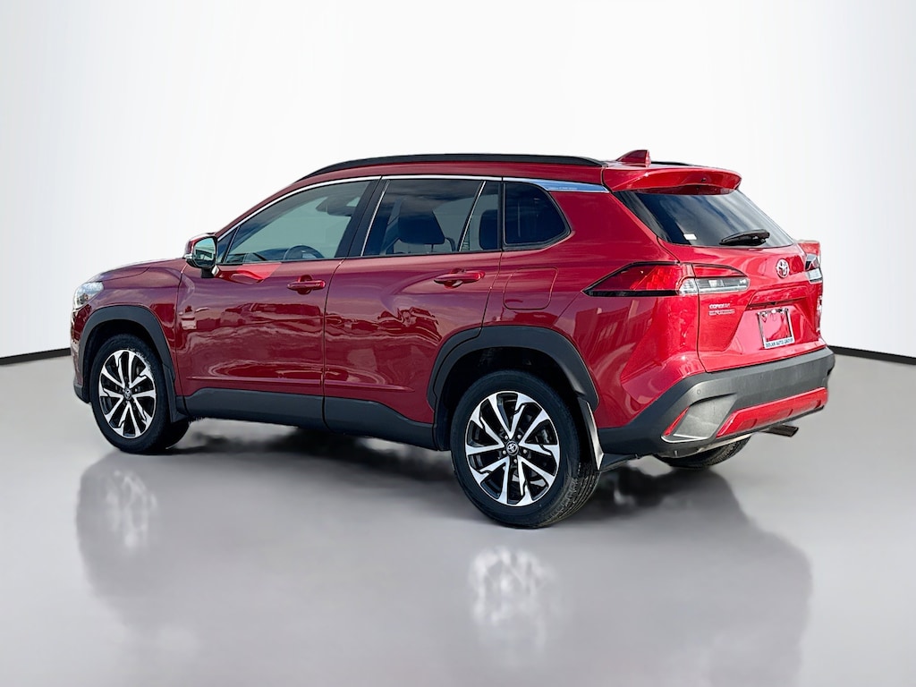 Used 2022 Toyota Corolla Cross XLE SUV