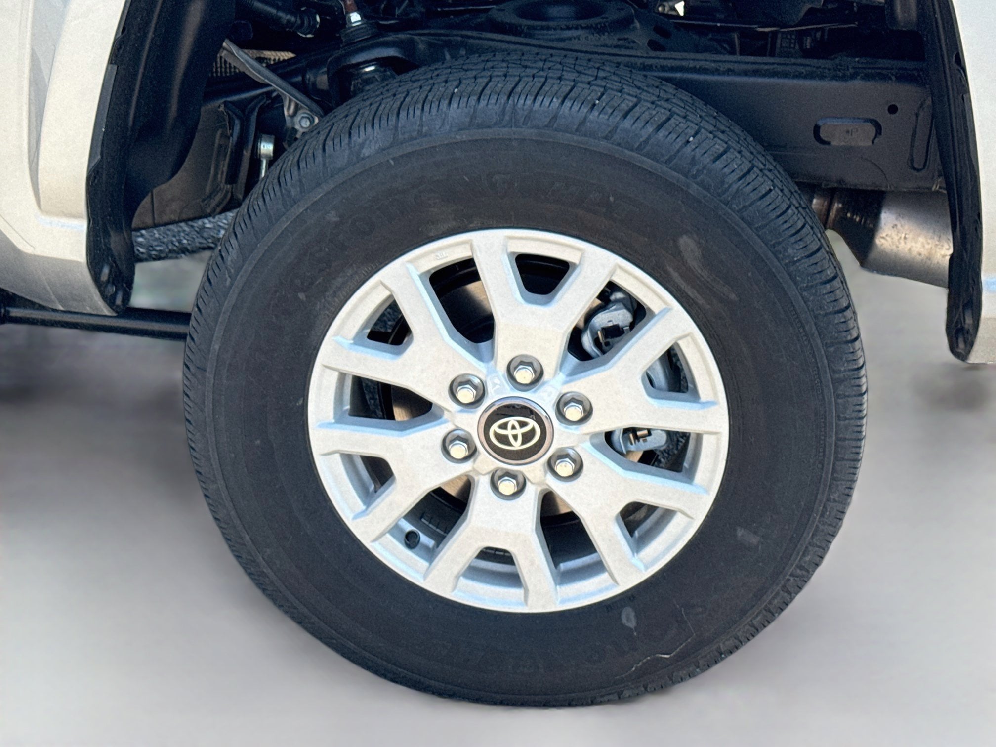 2026 Toyota Tacoma SR5 - Photo 10