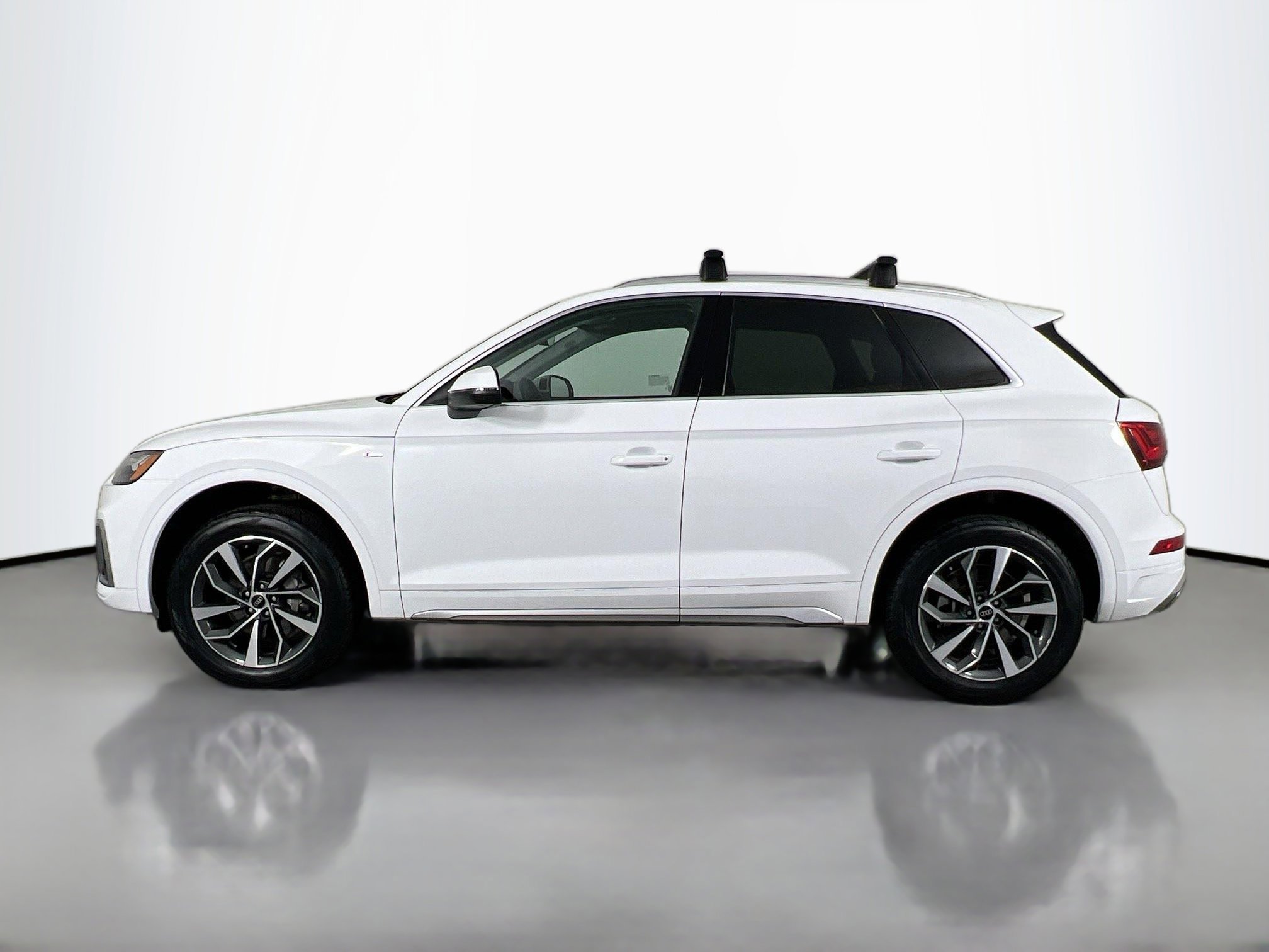 2024 Audi Q5 45 S line Premium photo 2