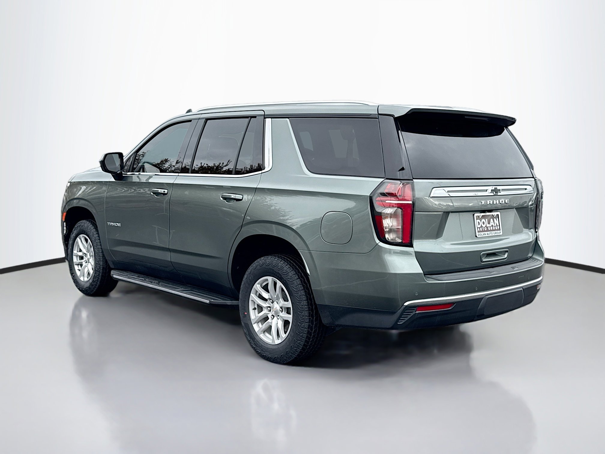 2023 Chevrolet Tahoe LS photo 4