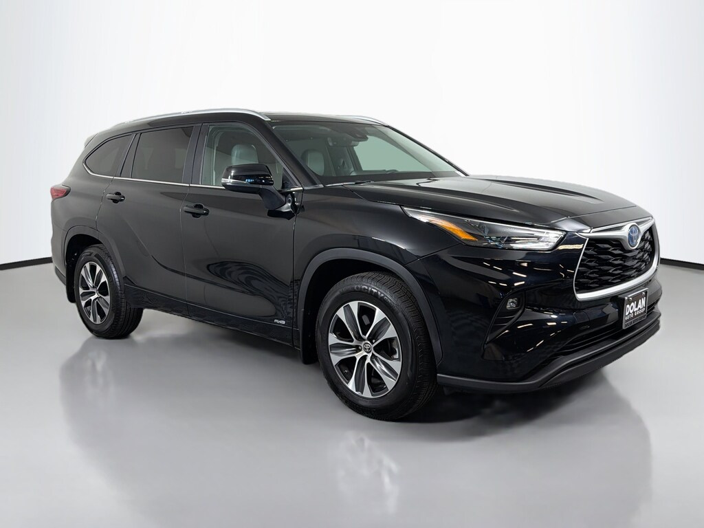 Used 2023 Toyota Highlander Hybrid XLE SUV
