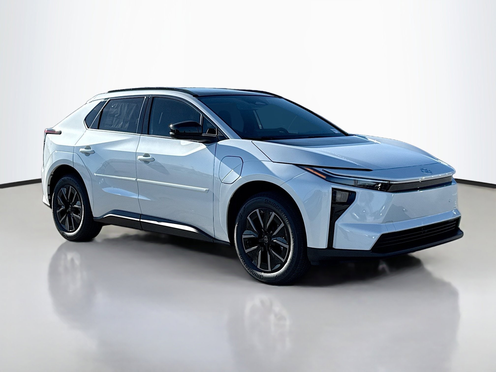 2026 Toyota bZ XLE's photo