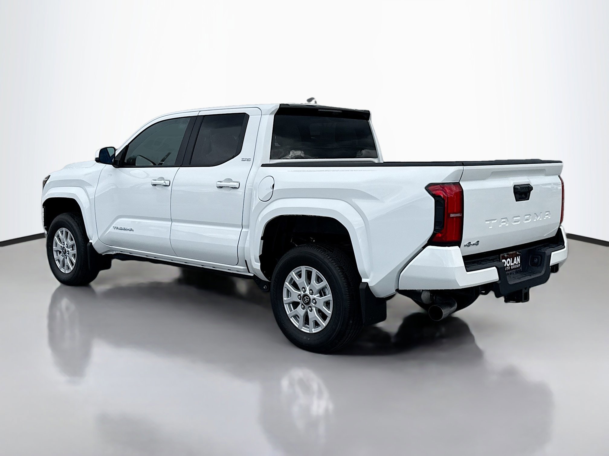 2025 Toyota Tacoma SR5 Double Cab photo 2