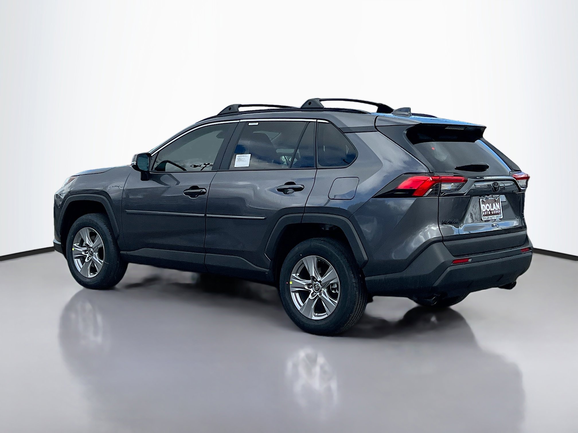 2025 Toyota RAV4 XLE photo 3