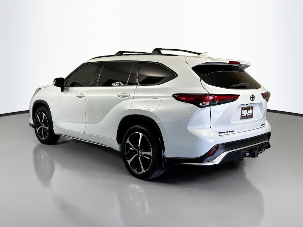 Used 2022 Toyota Highlander XSE SUV