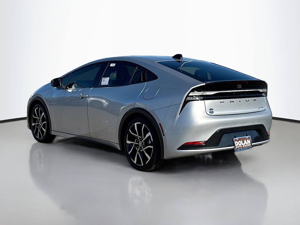 New 2026 Toyota Prius Plug-in Hybrid XSE Hatchback