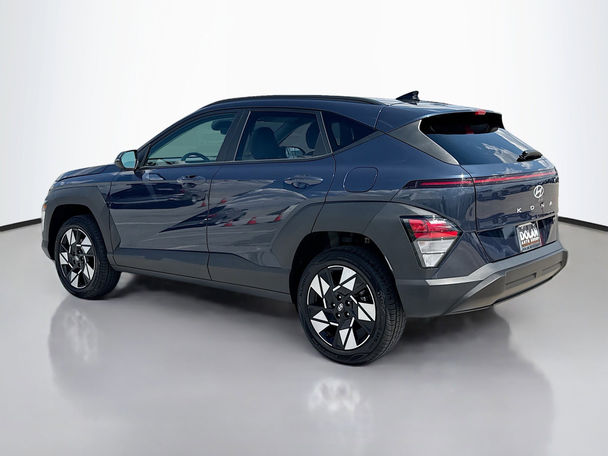 2025 Hyundai Kona SEL photo 3