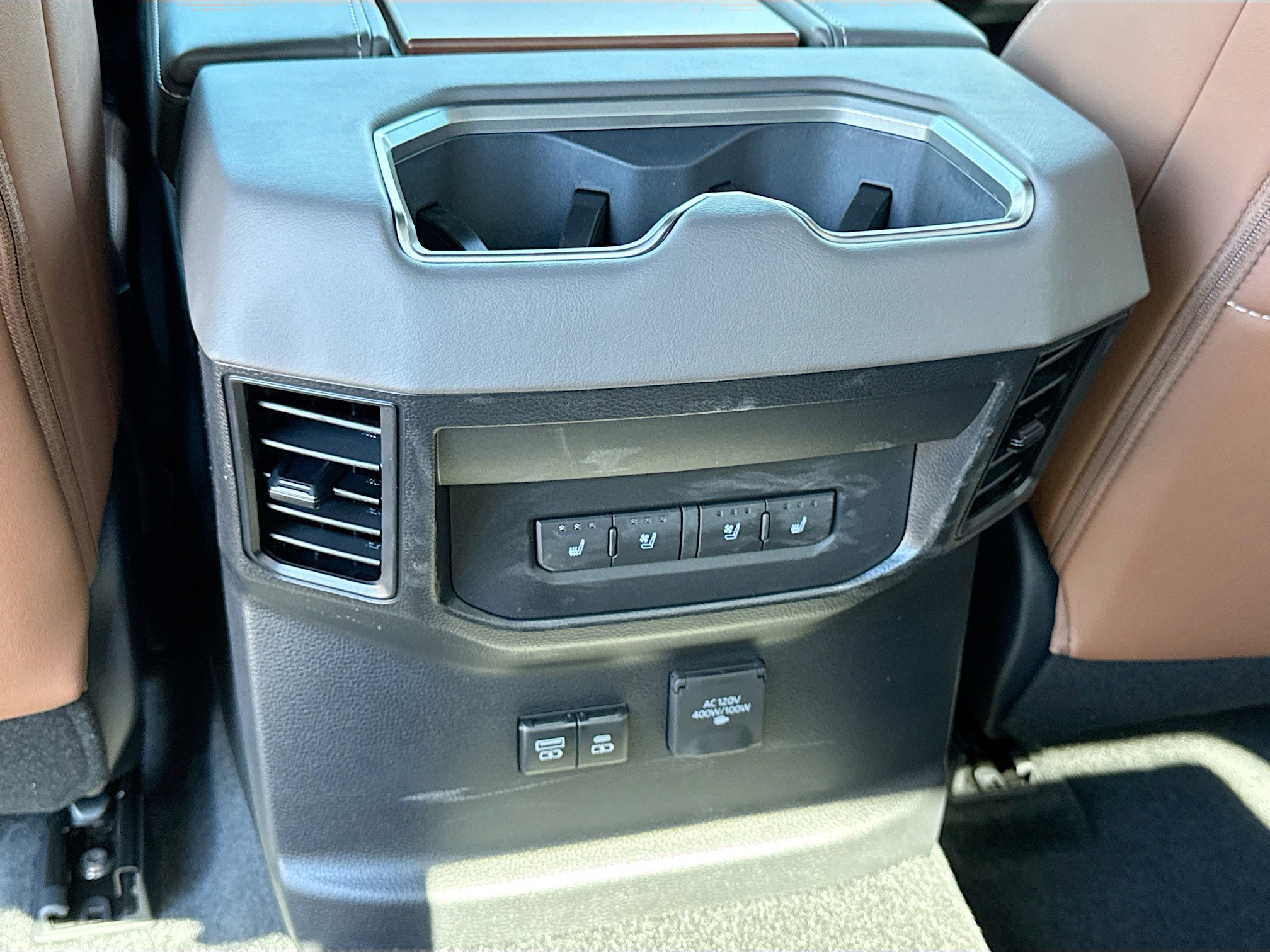 2026 Toyota Tundra 1794 Edition - Photo 27