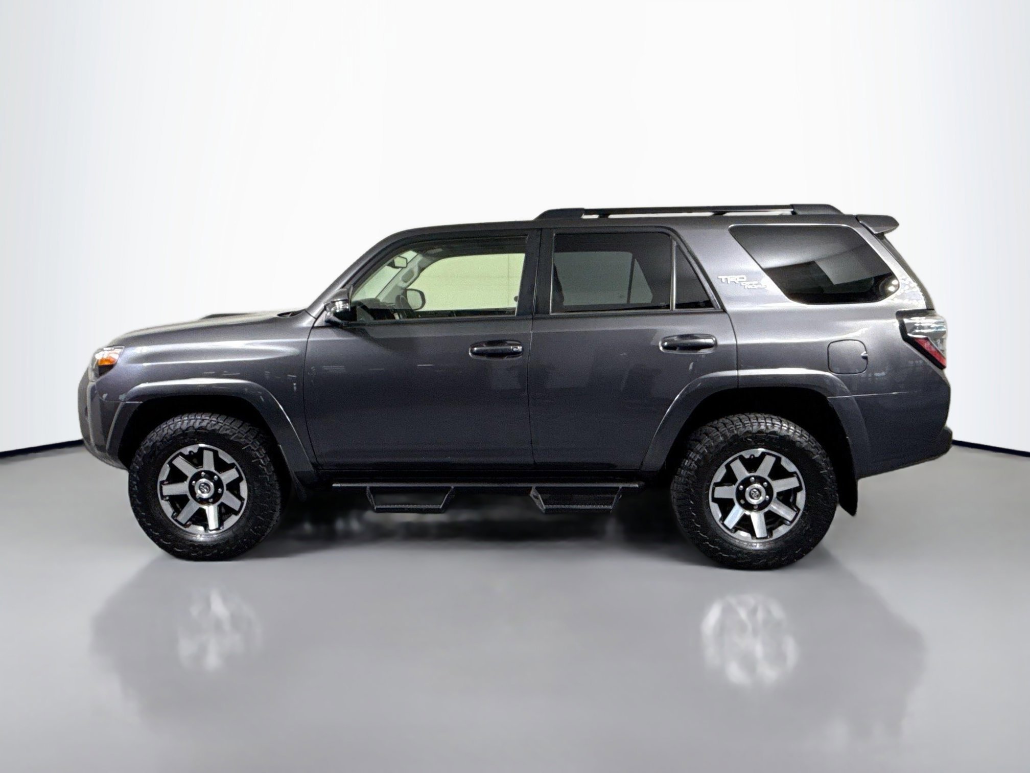 2021 Toyota 4Runner TRD Off-Road Premium photo 2