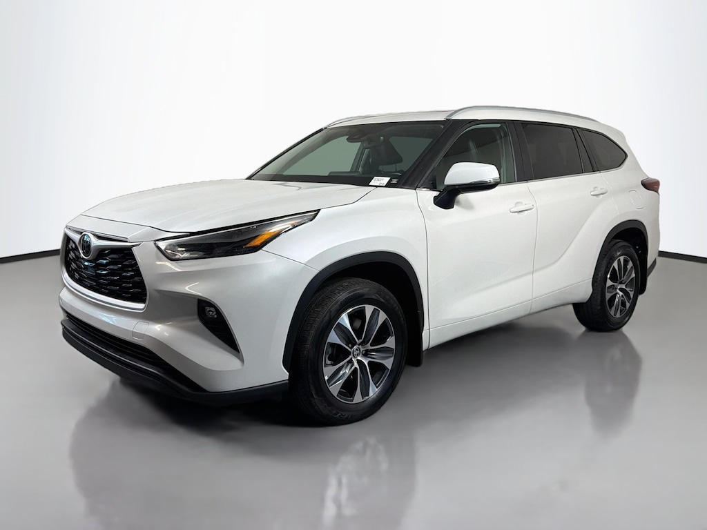 Certified 2024 Toyota Highlander XLE SUV