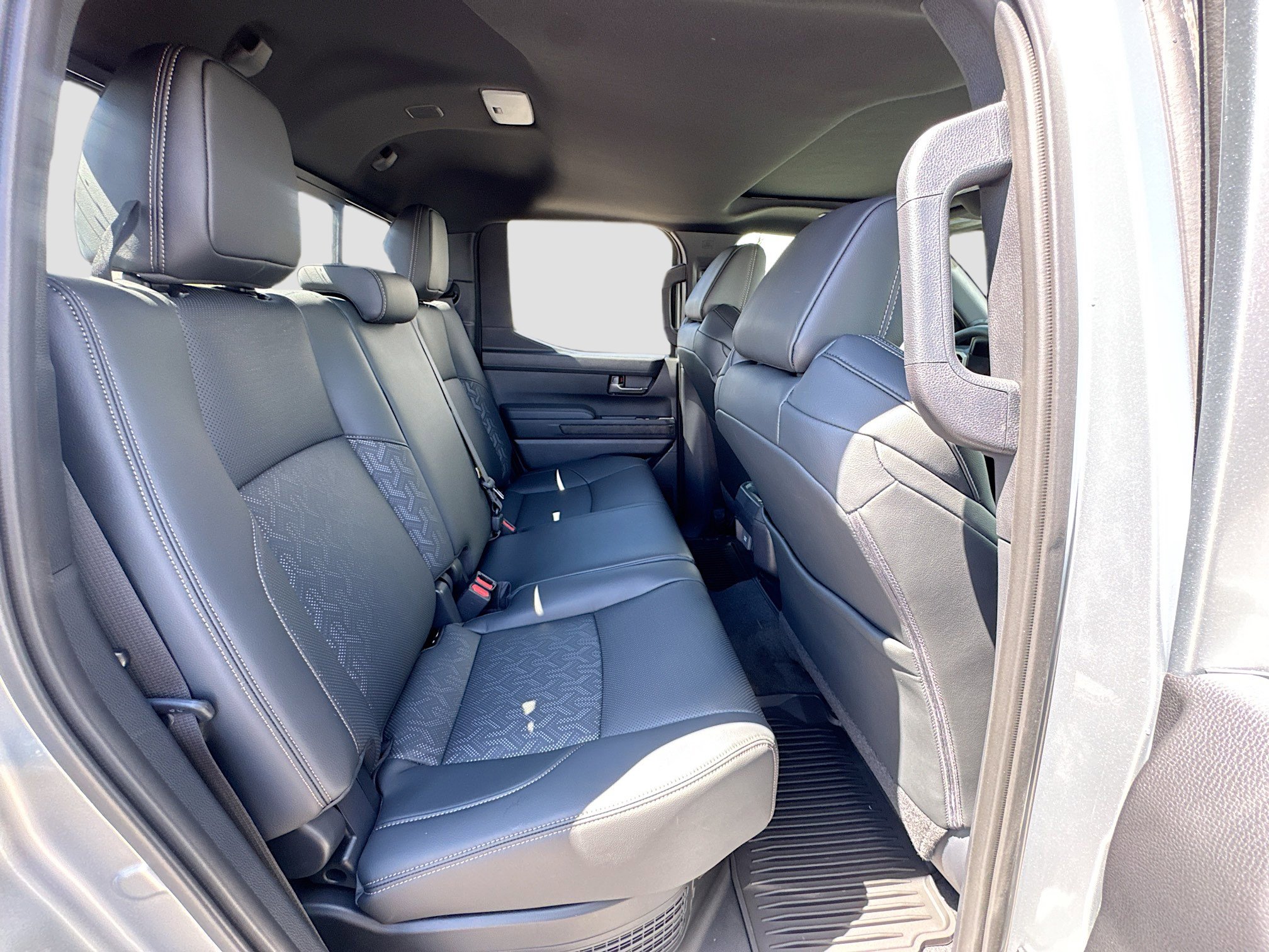 2025 Toyota Tacoma Limited - Photo 26