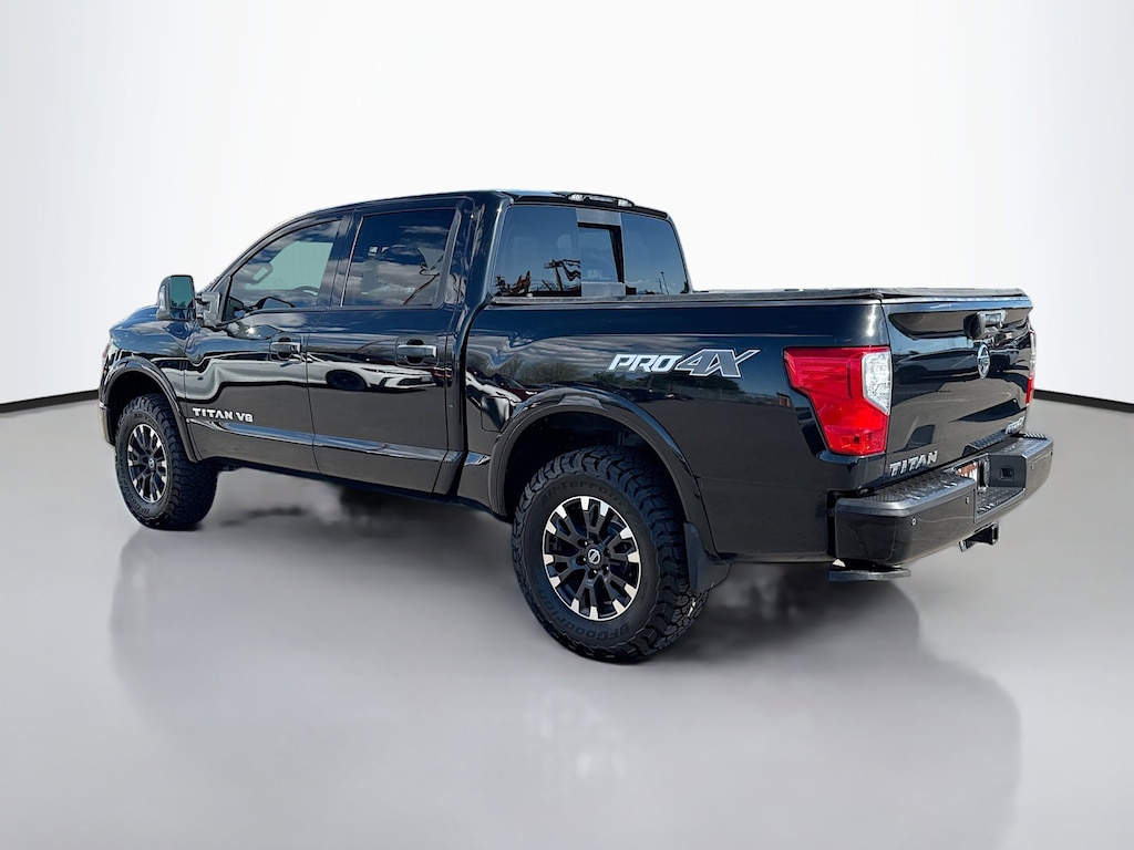Used 2019 Nissan Titan PRO-4X Truck Crew Cab