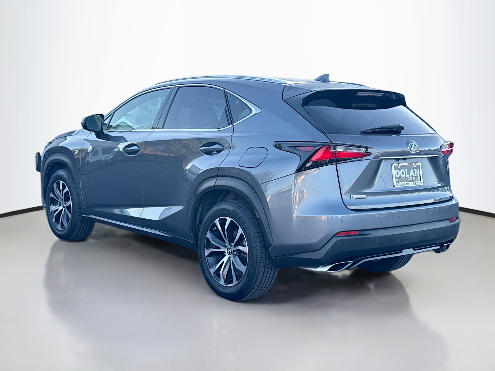 2016 Lexus NX 200t Luxury photo 4