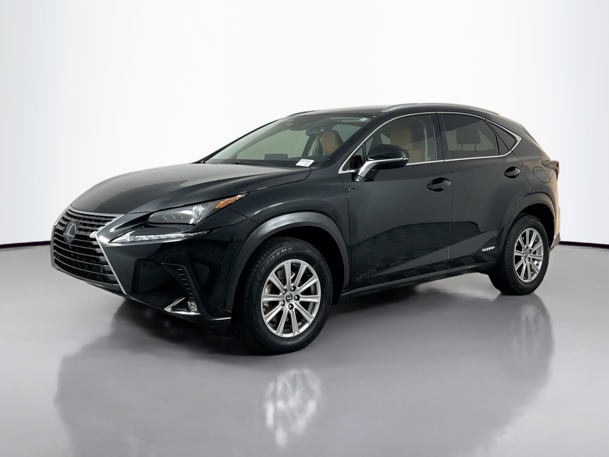 2021 Lexus NX 300h photo 2
