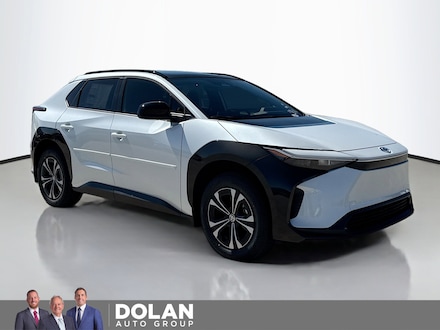 2025 Toyota bZ4X XLE SUV