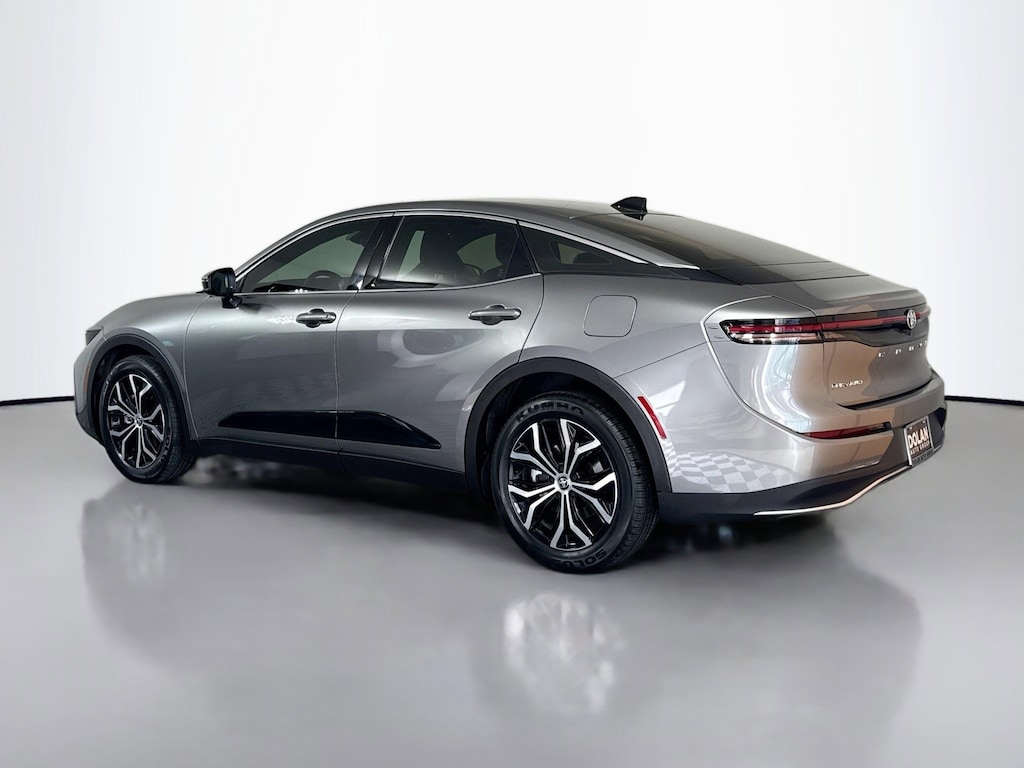 Used 2025 Toyota Crown XLE Sedan