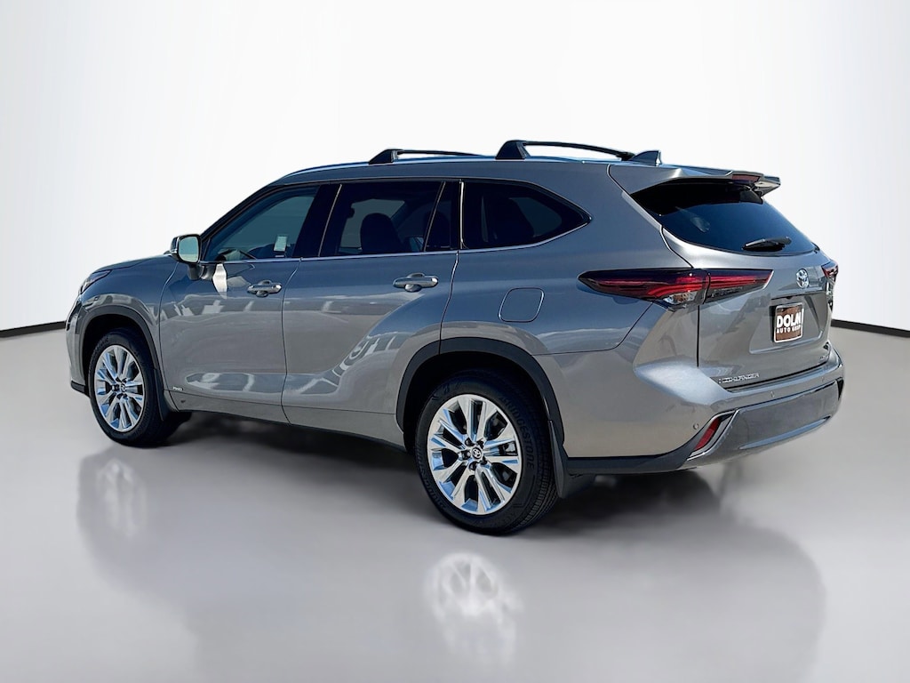 Certified 2026 Toyota Highlander Hybrid Limited SUV