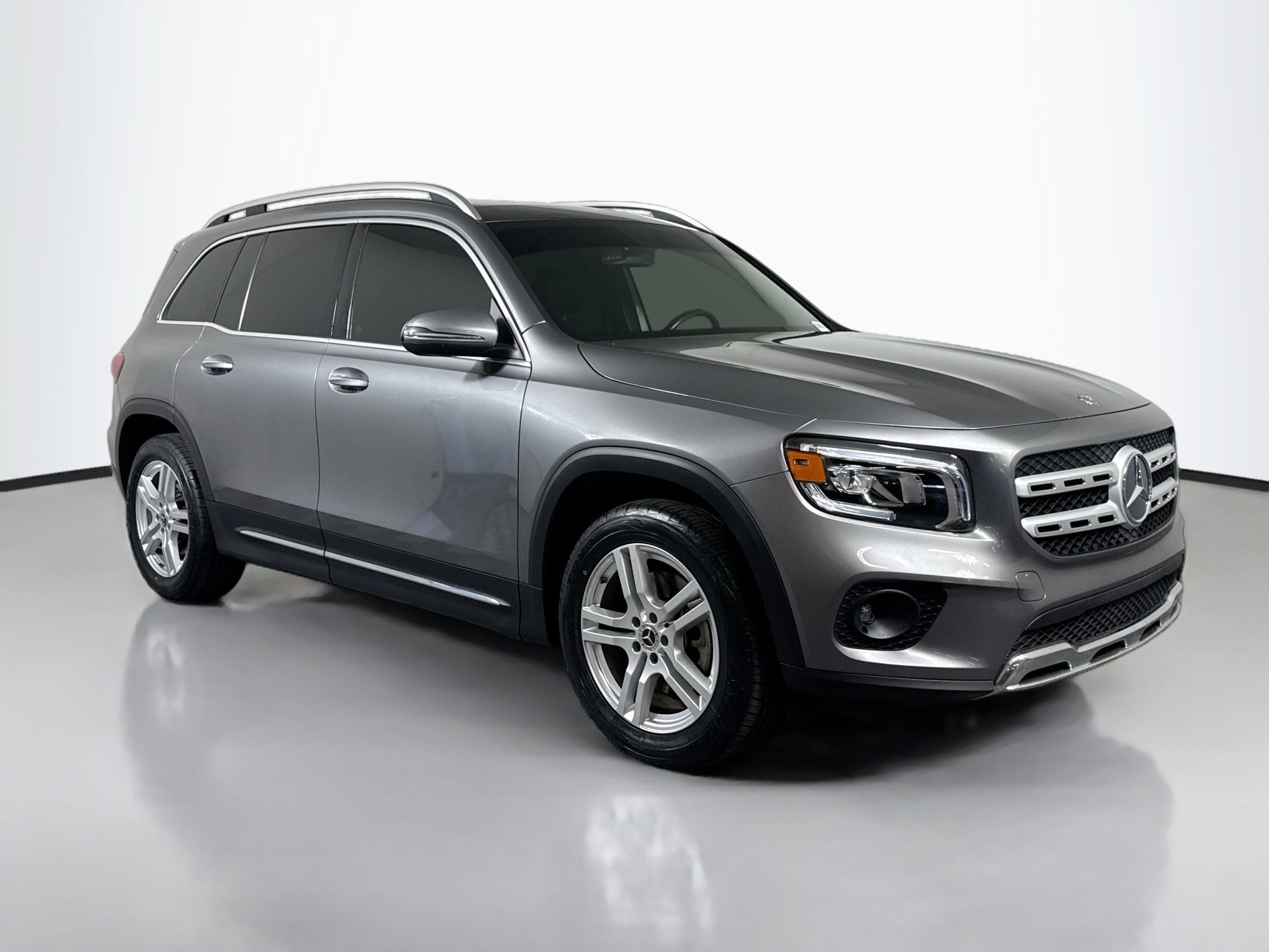 2020 Mercedes-Benz GLB GLB250 4MATIC's photo