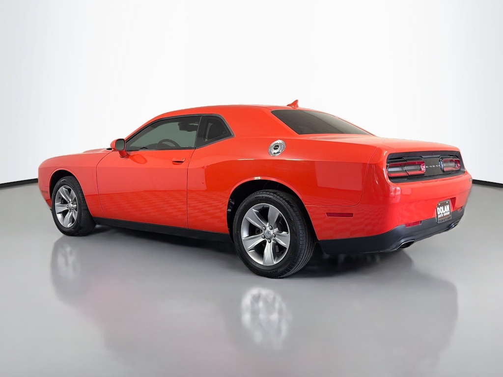 Used 2016 Dodge Challenger SXT Coupe