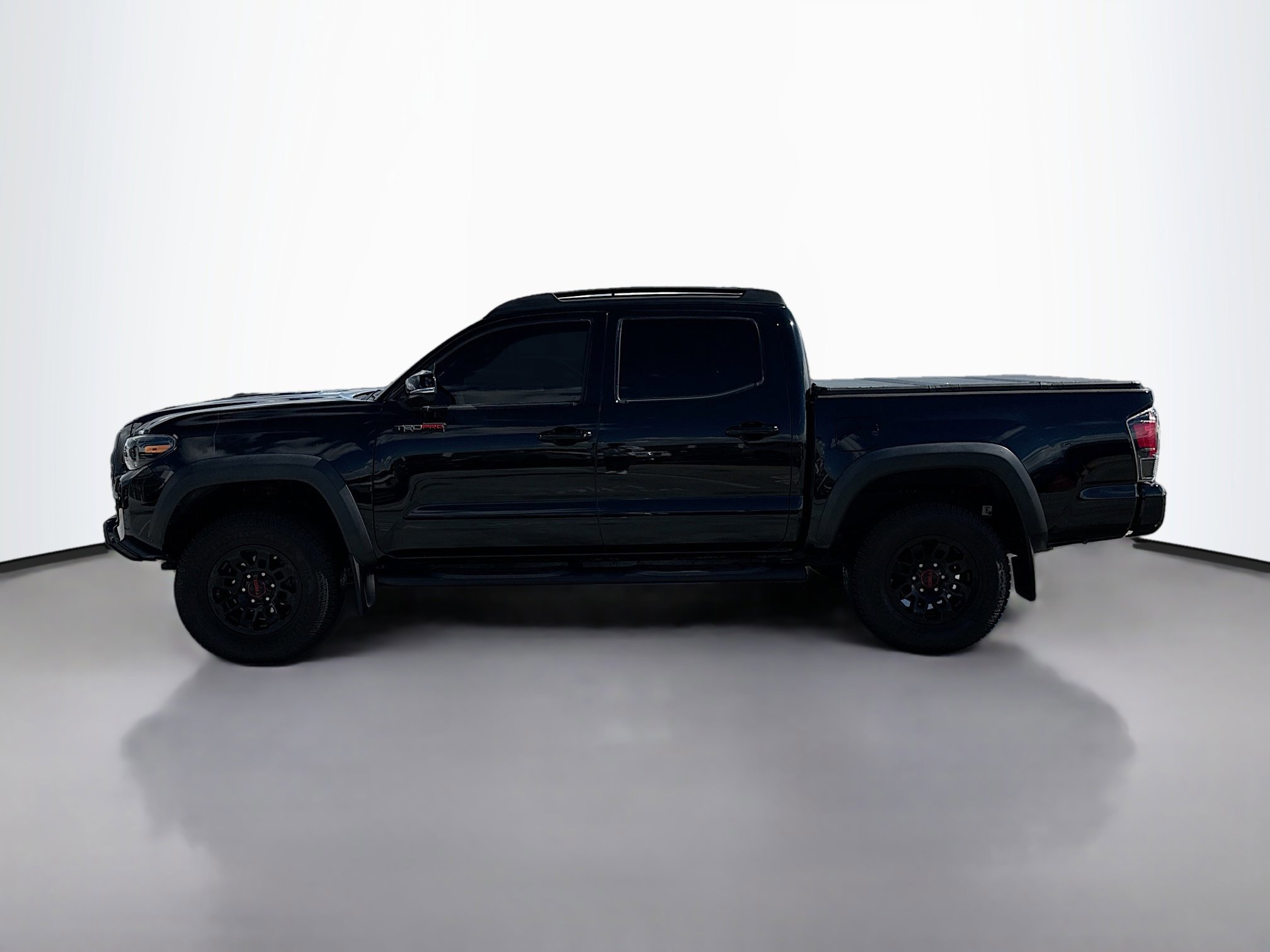 2019 Toyota Tacoma TRD Pro photo 2