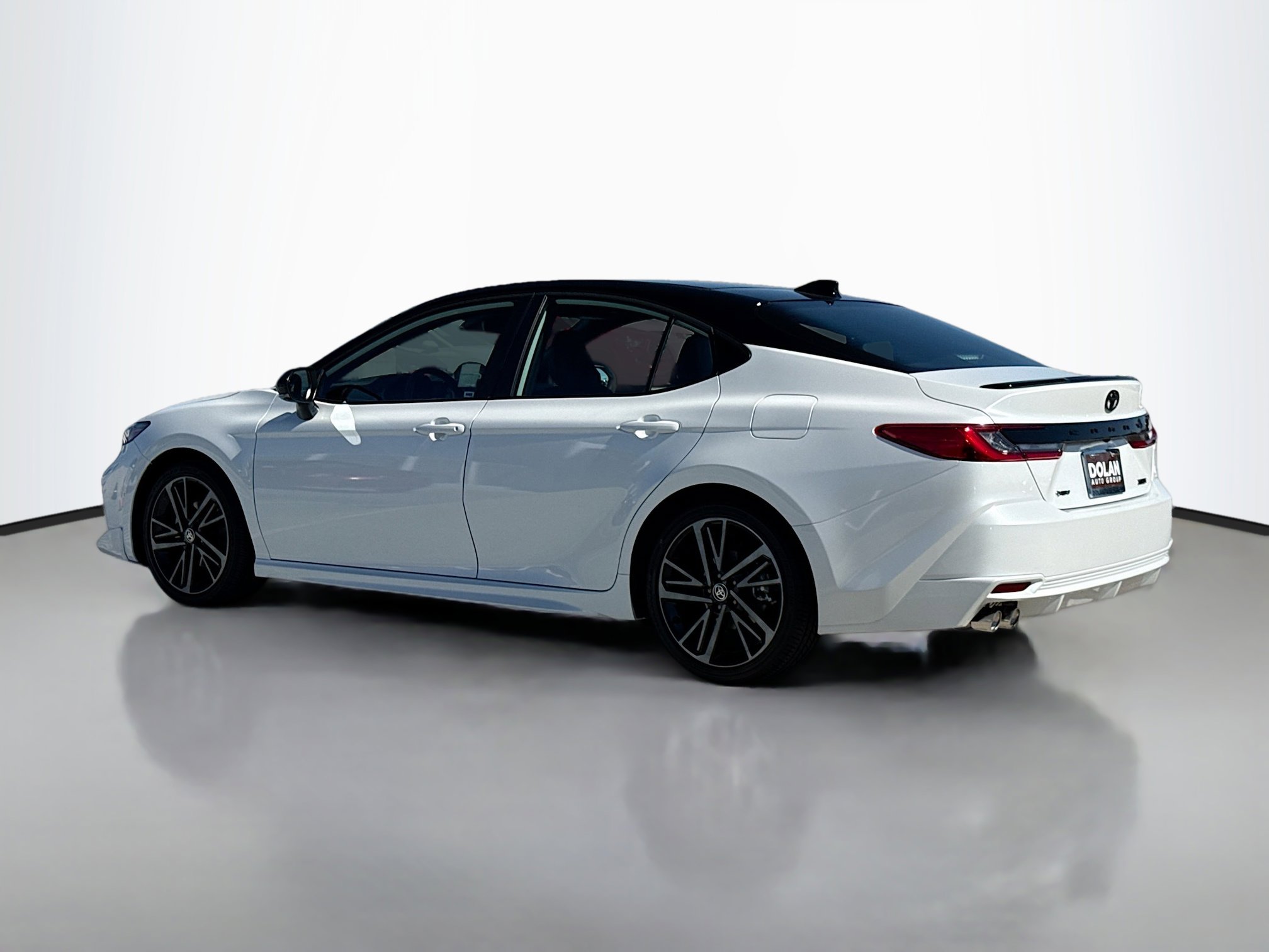 2025 Toyota Camry XSE photo 4