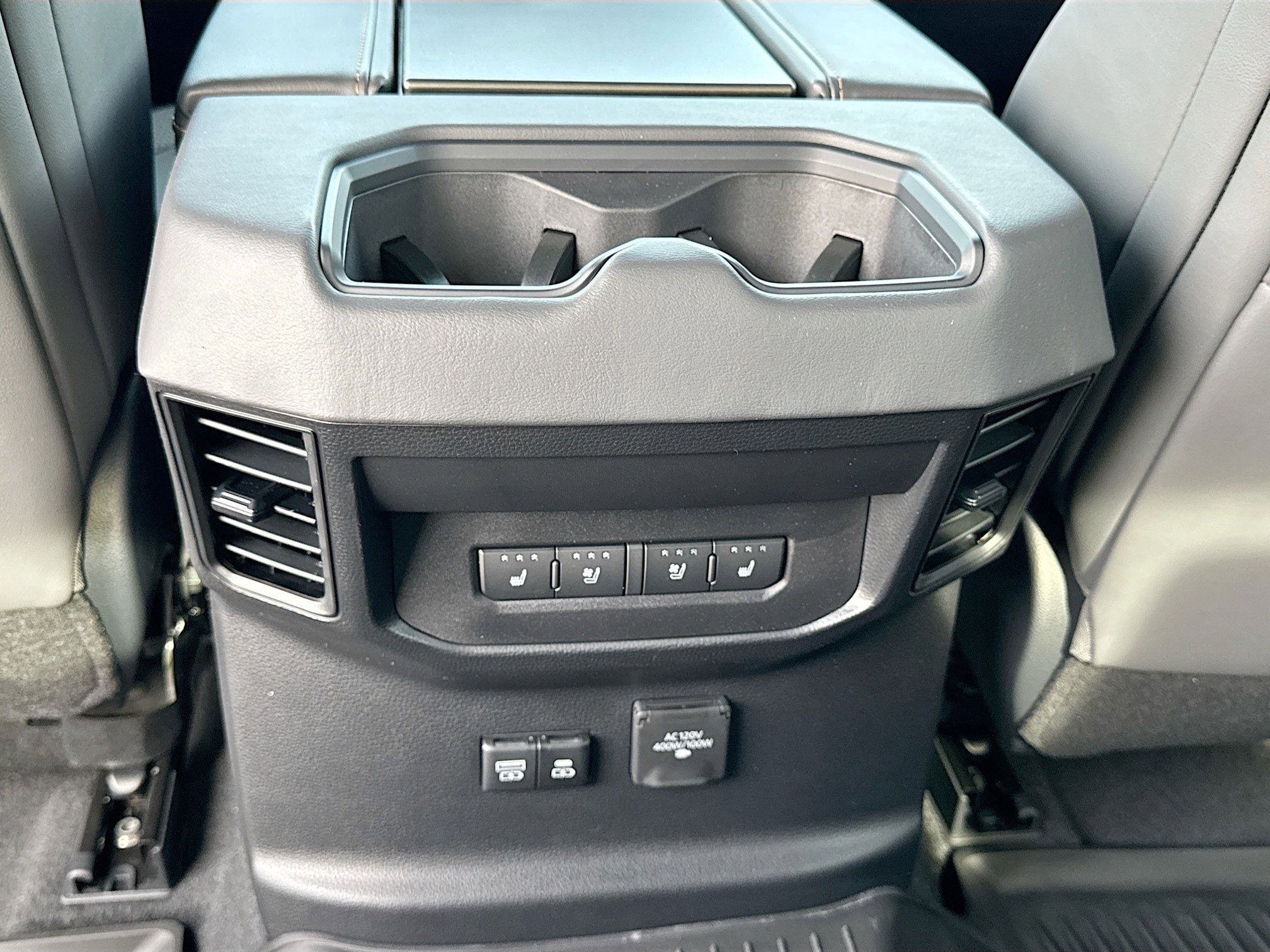 2026 Toyota Tundra Capstone - Photo 27