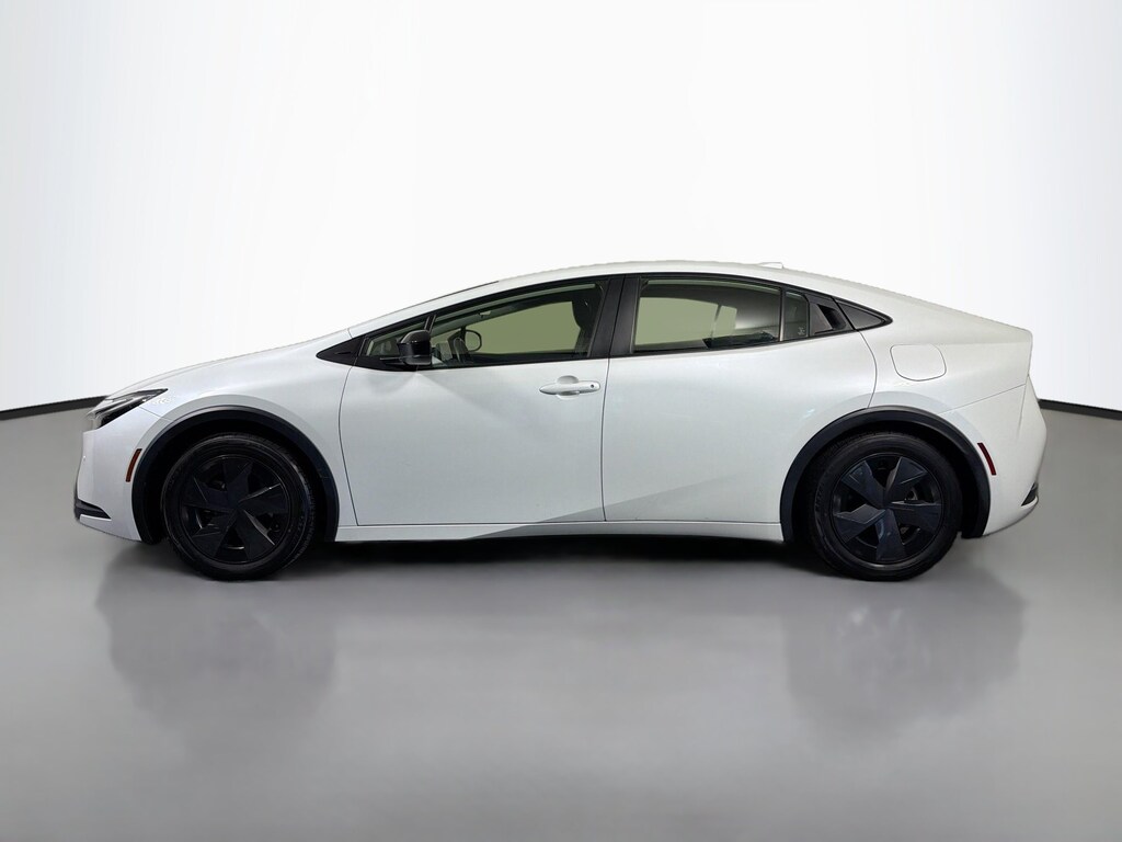Used 2024 Toyota Prius LE Hatchback