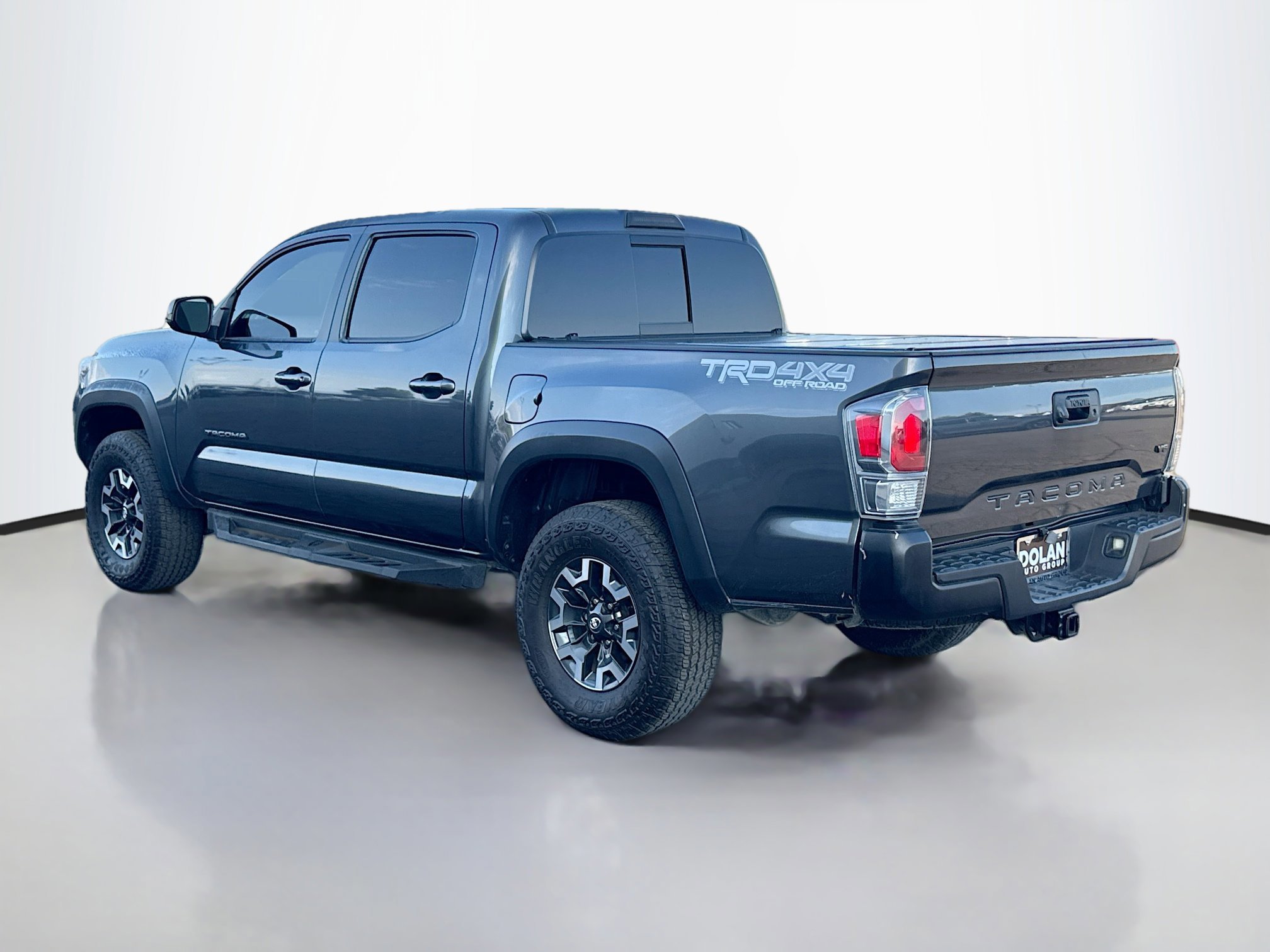 2023 Toyota Tacoma TRD Off-Road Double Cab photo 3