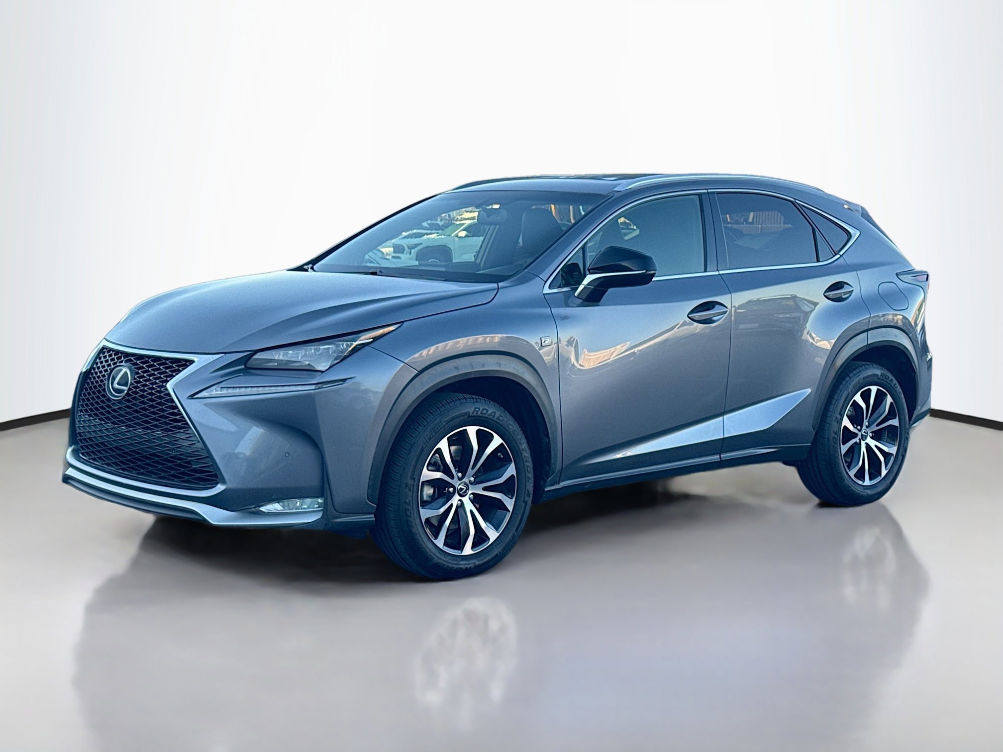 2016 Lexus NX 200t Luxury photo 4