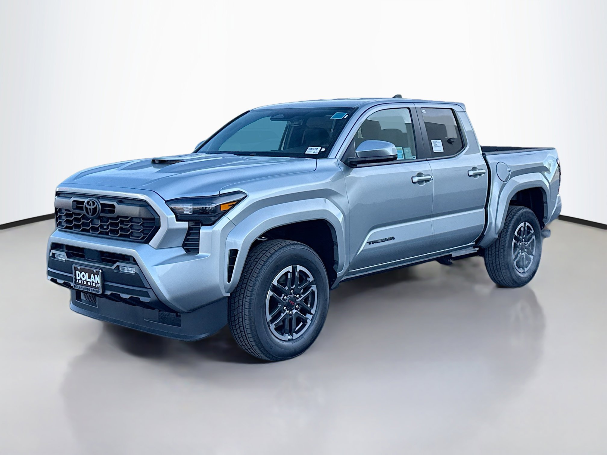 2025 Toyota Tacoma TRD Sport Double Cab photo 2